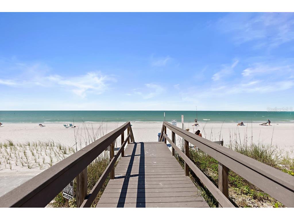 1848 Shore Drive S #402 South Pasadena FL 33707 TB8488247 image29