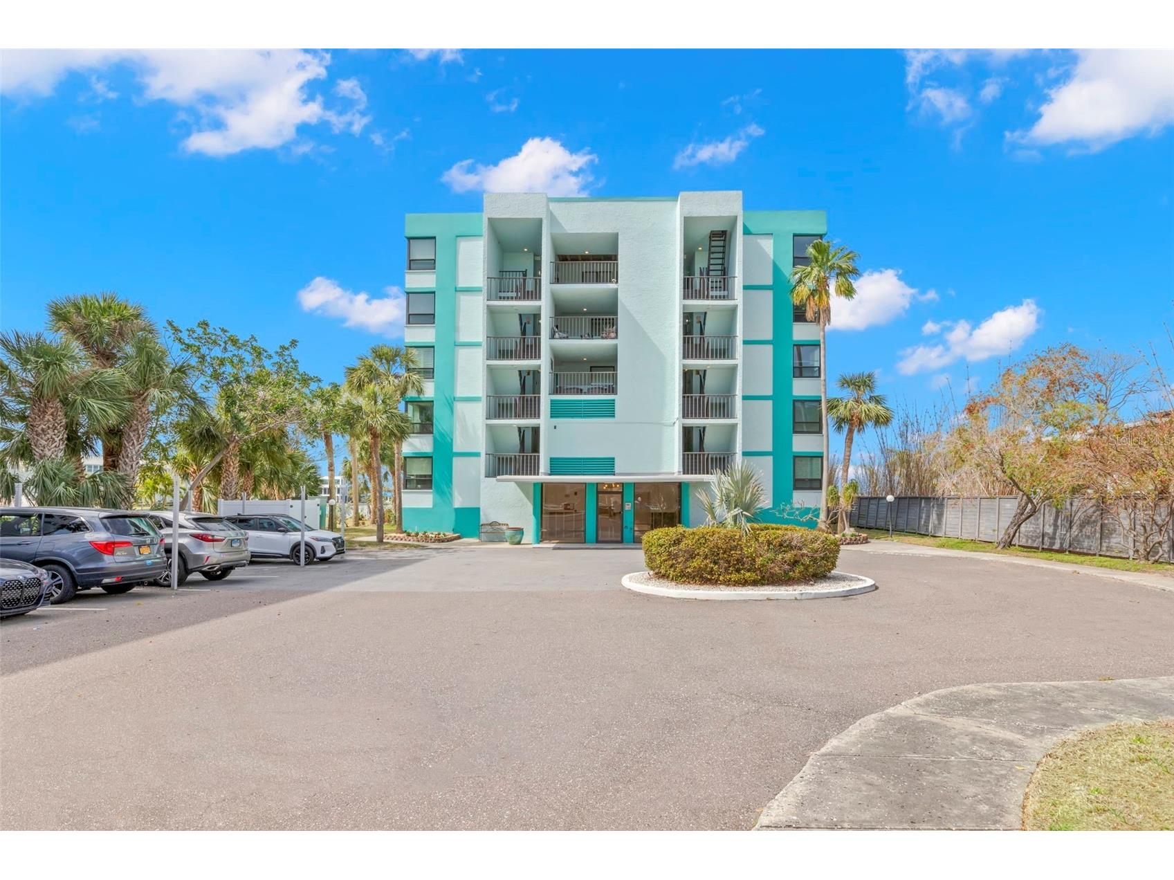 1848 Shore Drive S #402 South Pasadena FL 33707 TB8488247 image4