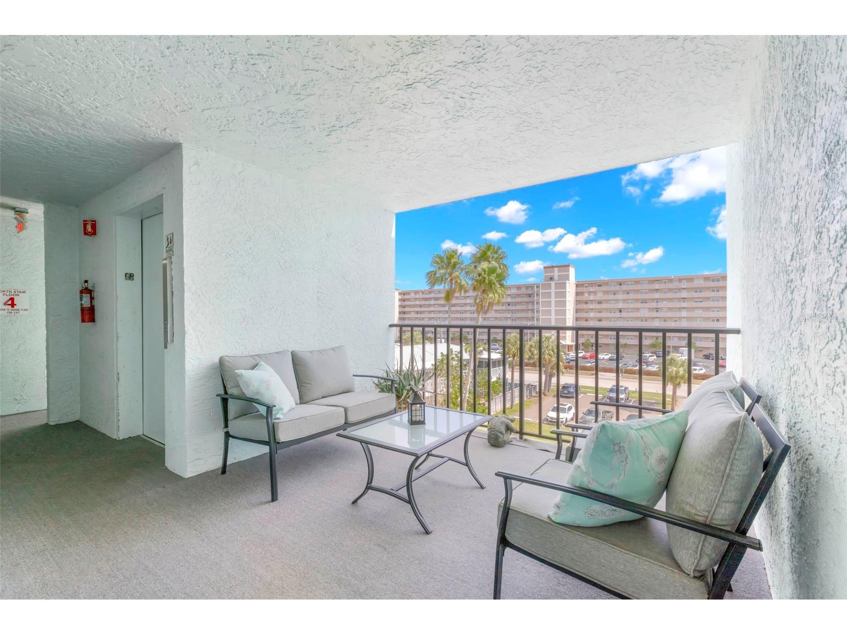 1848 Shore Drive S #402 South Pasadena FL 33707 TB8488247 image5