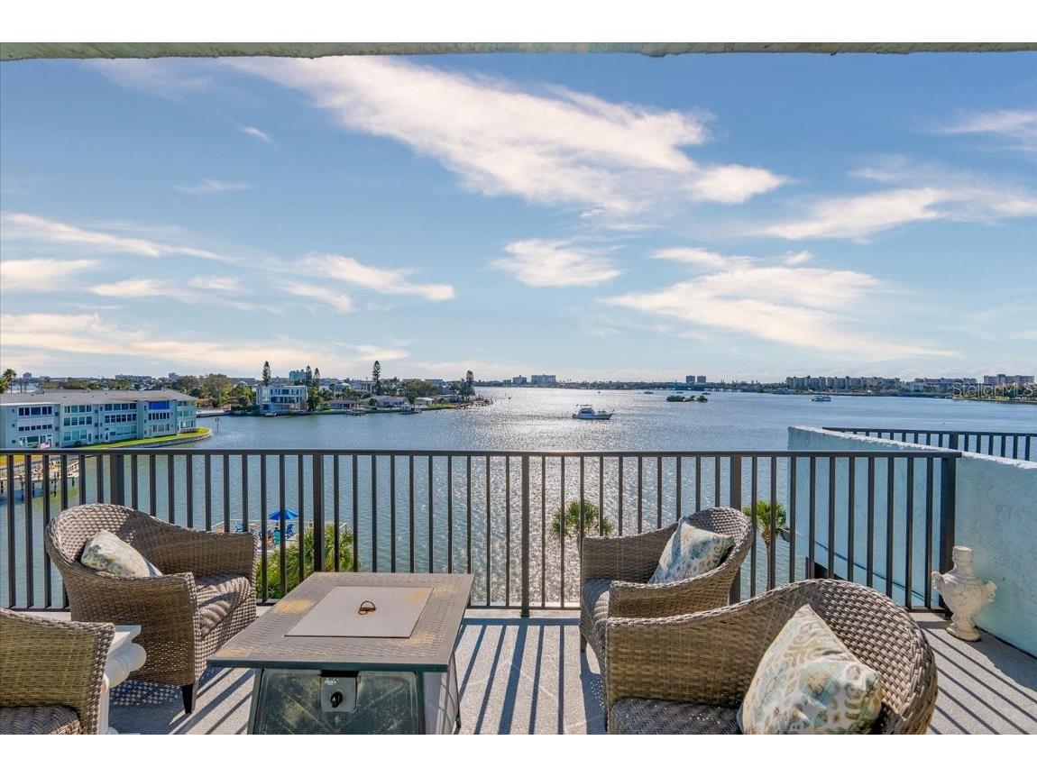 1848 Shore Drive S #501 South Pasadena FL 33707 TB8449140 image8