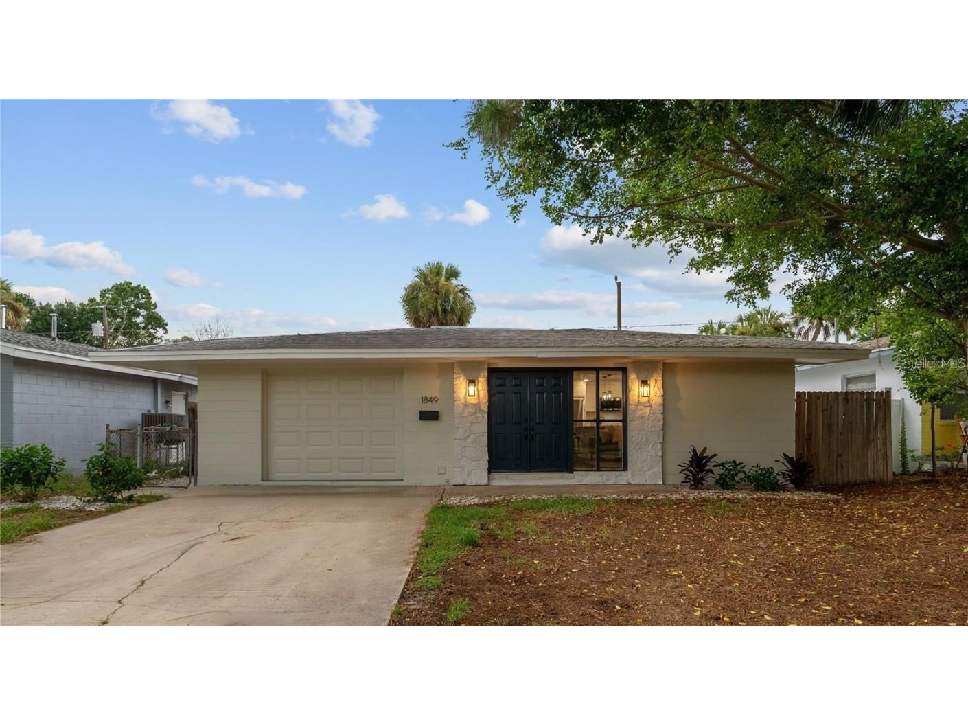 1849 New Hampshire Avenue NE Saint Petersburg FL 33703 TB8336593 image1