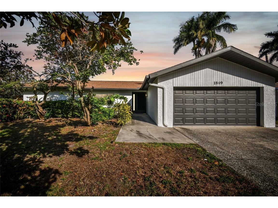 1849 Ohio Avenue NE Saint Petersburg FL 33703 U8223434 image1