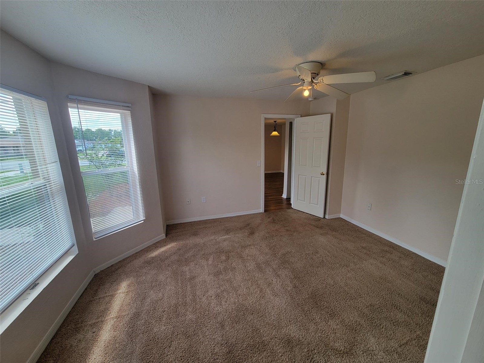 1849 Van Allen Circle Deltona FL 32738 O6419433 image7