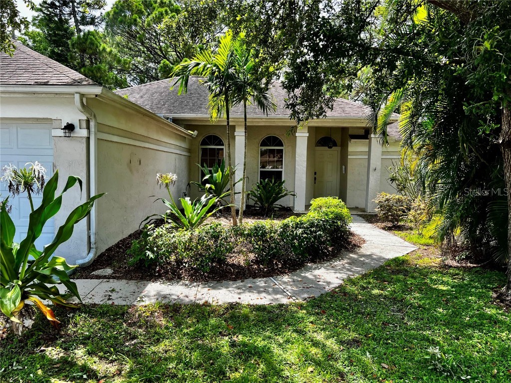 1849 Wood Hollow Court Sarasota FL 34235 O6327610 image1