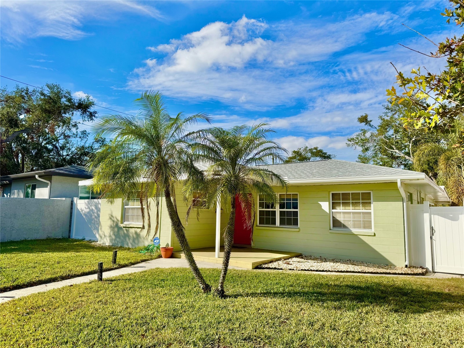 185 22nd Avenue N Saint Petersburg FL 33704 TB8524887 image1
