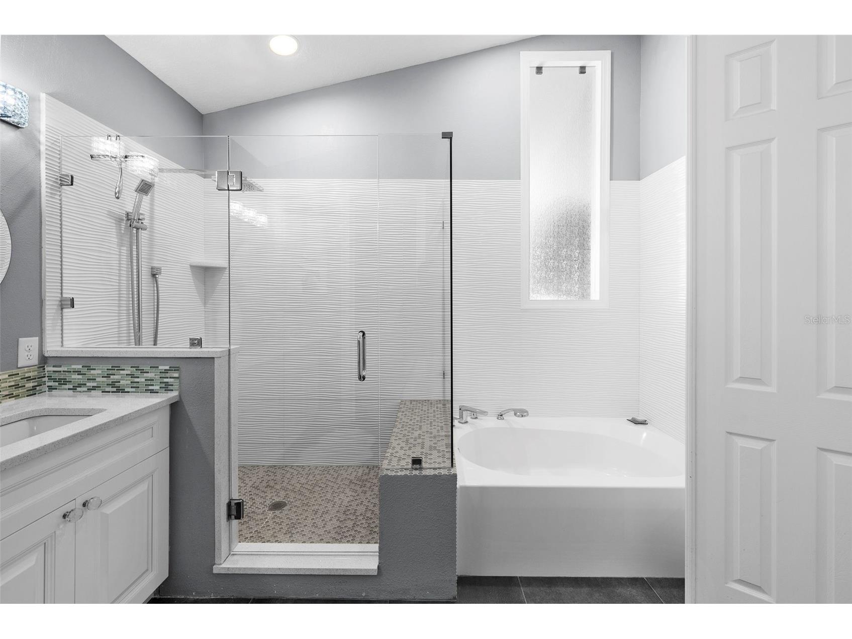 185 Banyan Bay Drive Saint Petersburg FL 33705 - LITTLE BAYOU TO TAMPA BAY TB8527162 image34
