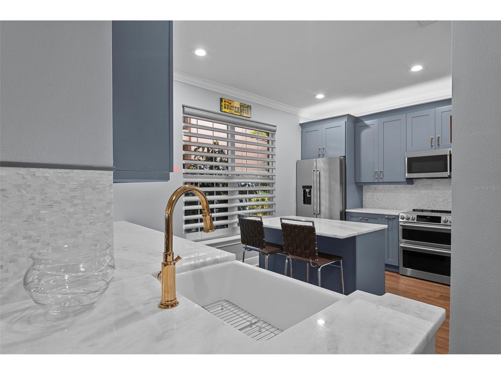 185 Banyan Bay Drive Saint Petersburg FL 33705 - LITTLE BAYOU TO TAMPA BAY TB8527162 image9