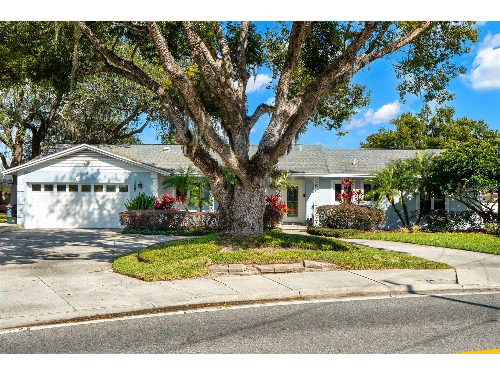 185 Birchwood Drive Maitland FL 32751 - Lake of The Woods O6376128 image1