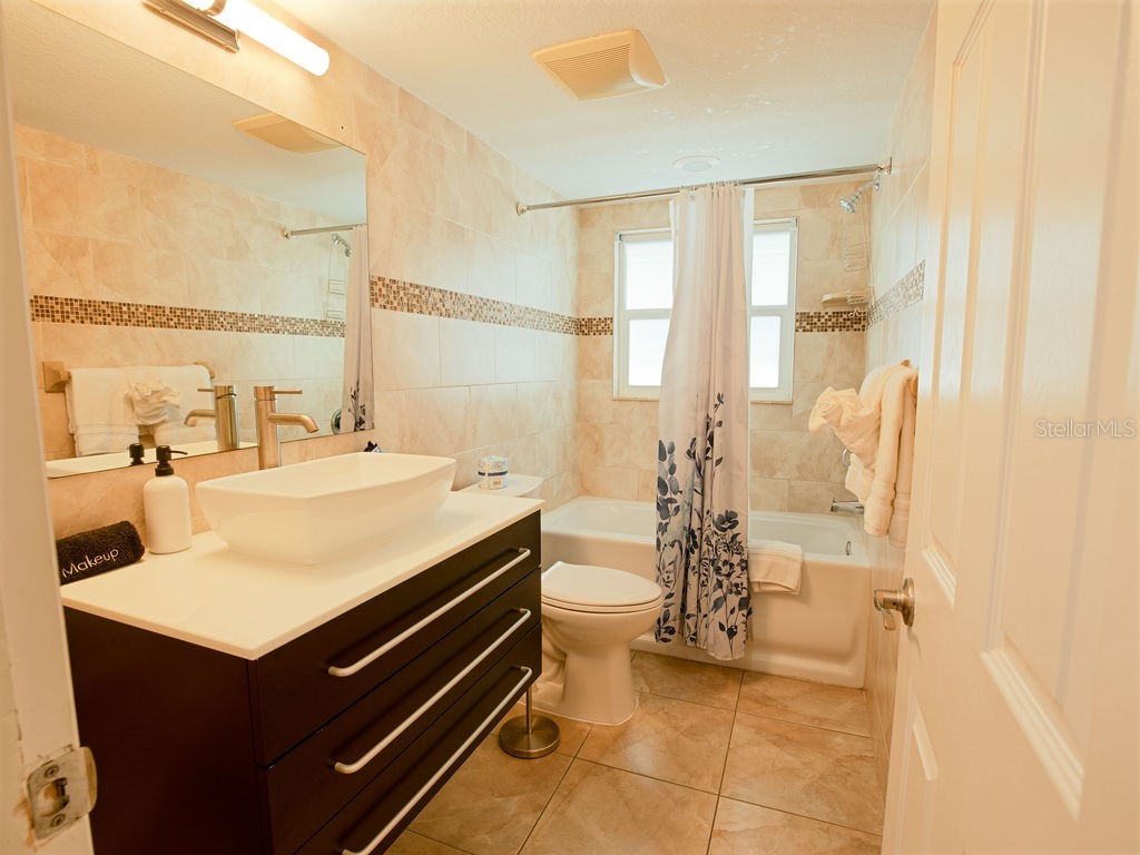 185 Brightwater Drive #4 Clearwater Beach FL 33767 TB8443687 image10