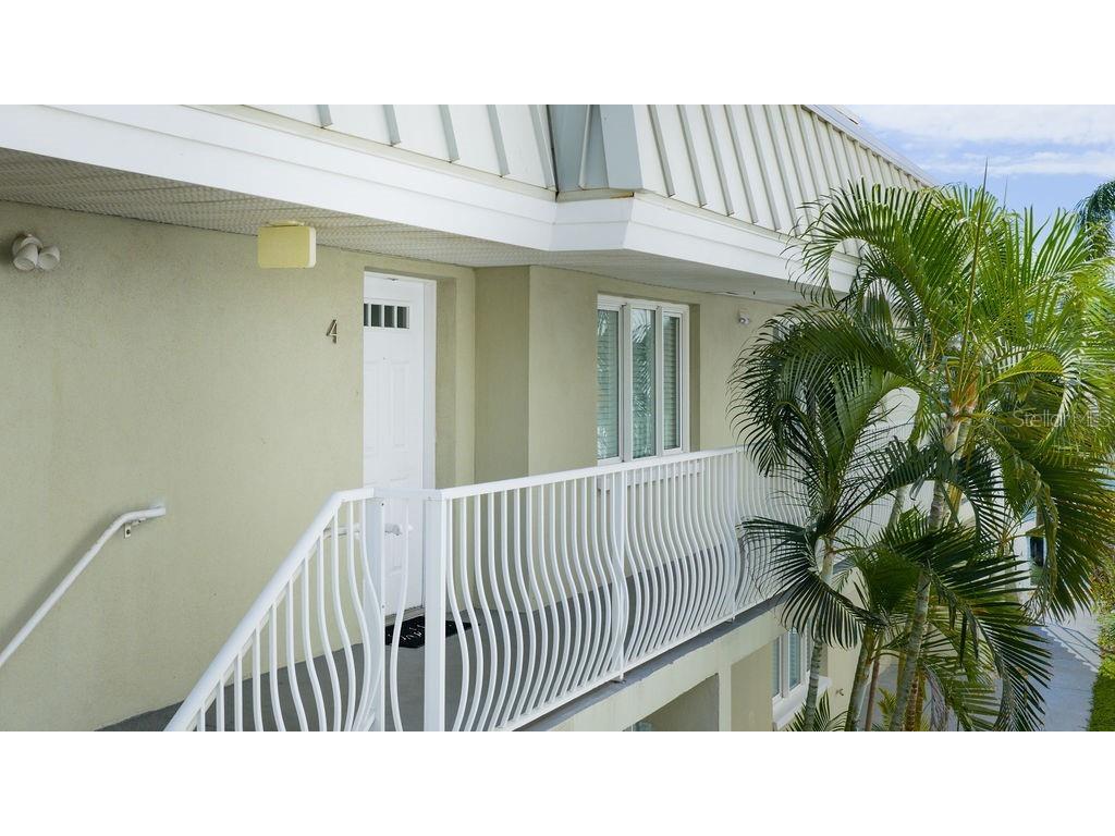 185 Brightwater Drive #4 Clearwater Beach FL 33767 TB8443687 image4