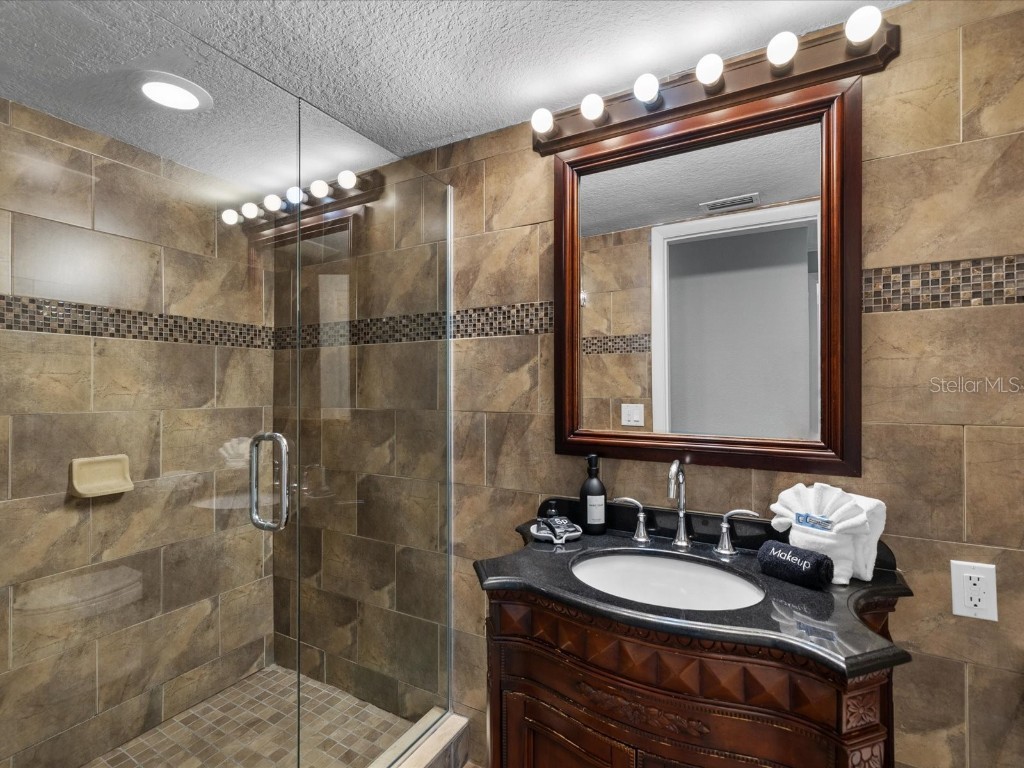 185 Brightwater Drive #5 Clearwater Beach FL 33767 TB8442040 image9