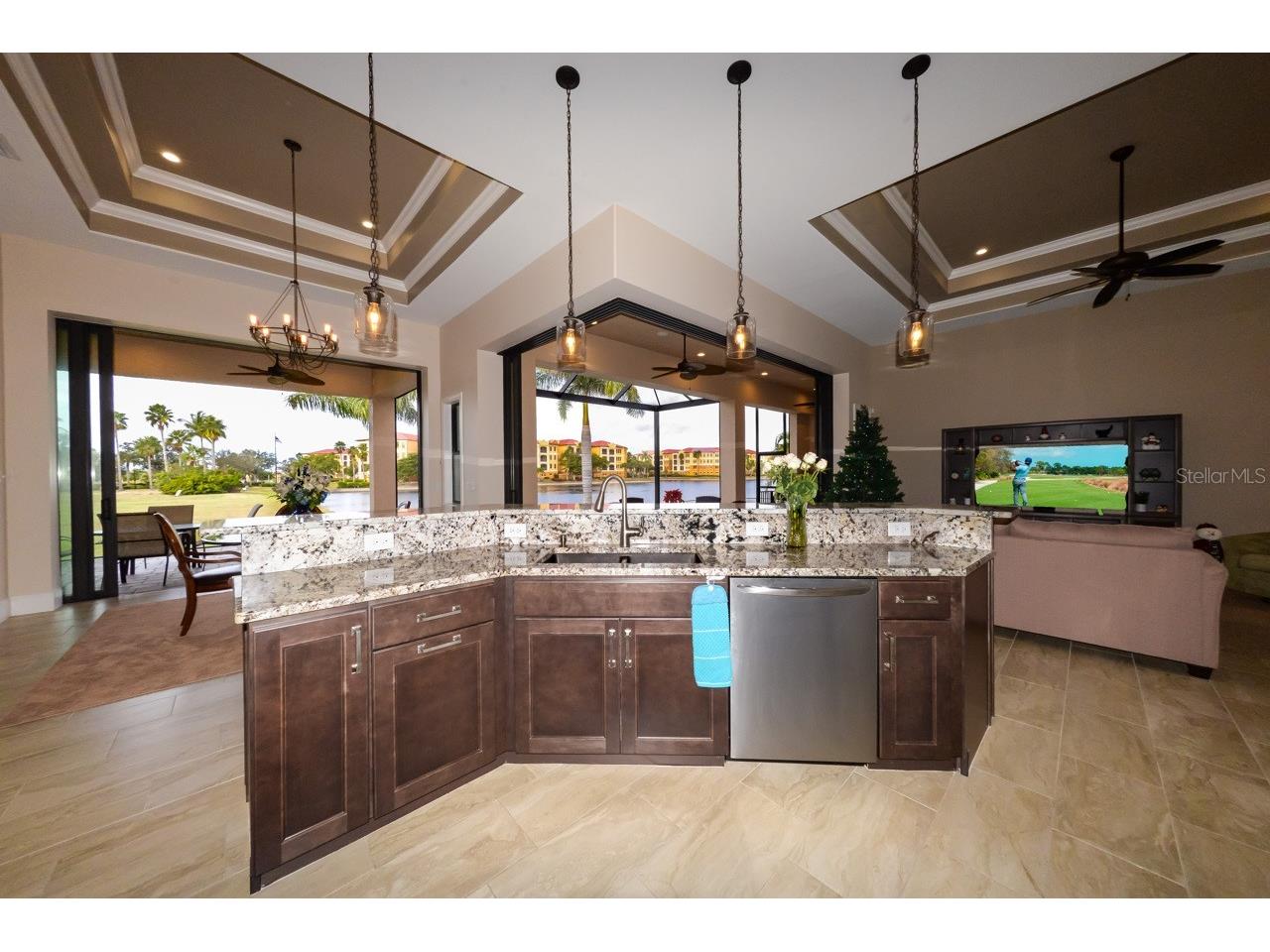 185 Colony Point Dr. Punta Gorda FL 33950 C7519007 image10