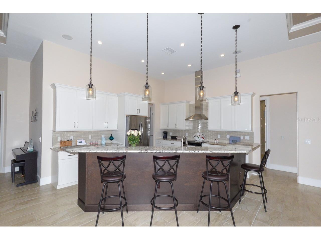 185 Colony Point Dr. Punta Gorda FL 33950 C7519007 image11