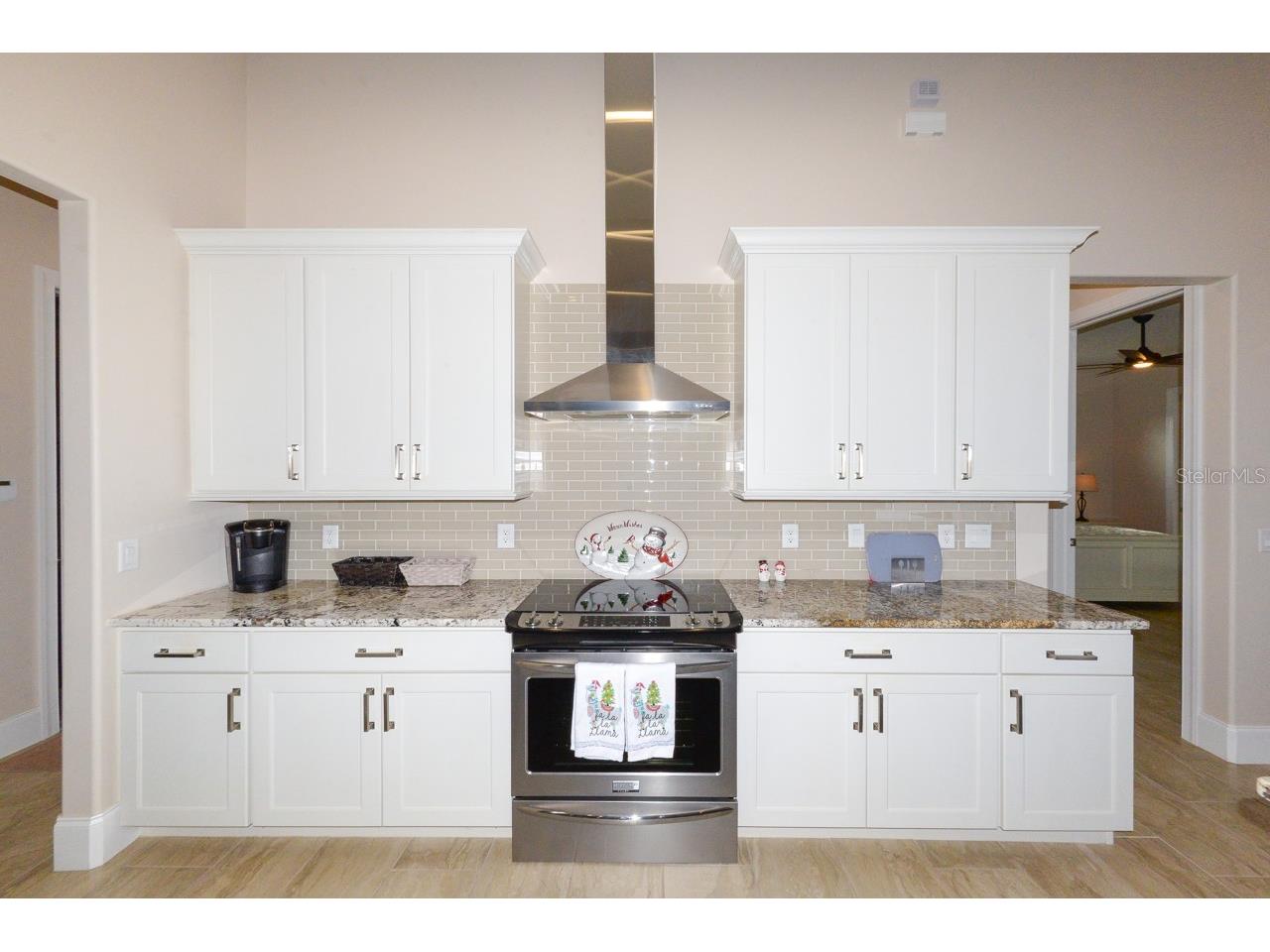 185 Colony Point Dr. Punta Gorda FL 33950 C7519007 image12