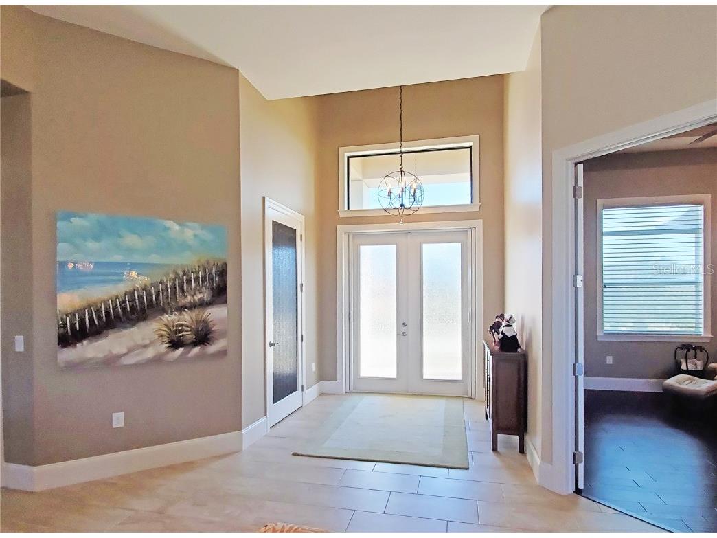 185 Colony Point Dr. Punta Gorda FL 33950 C7519007 image3