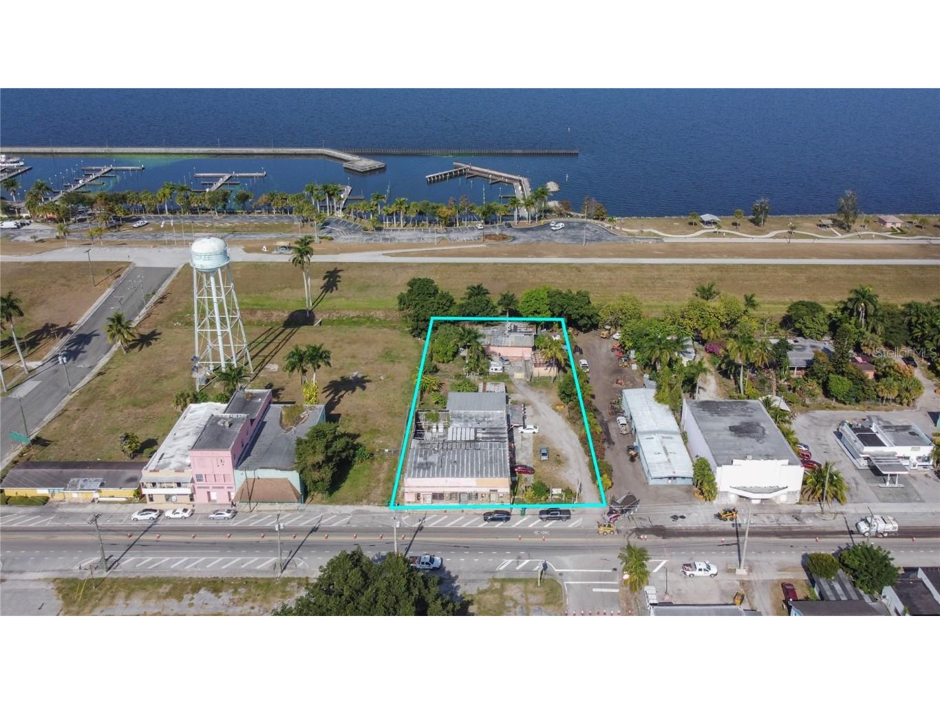 185 E Main Street Pahokee FL 33476 GC535853 image1