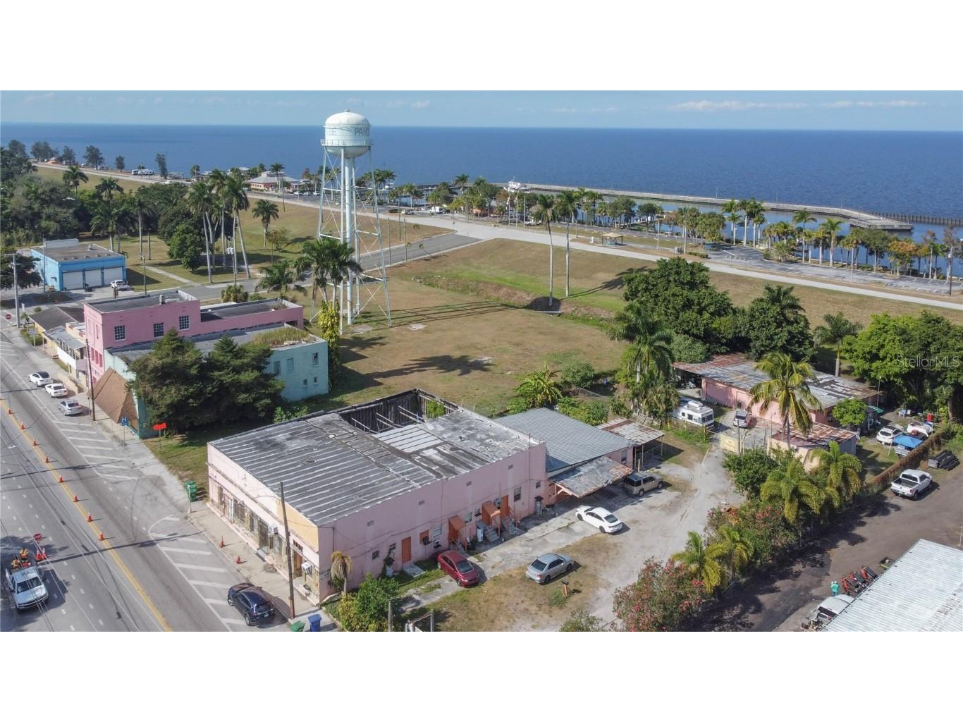 185 E Main Street Pahokee FL 33476 GC535853 image12