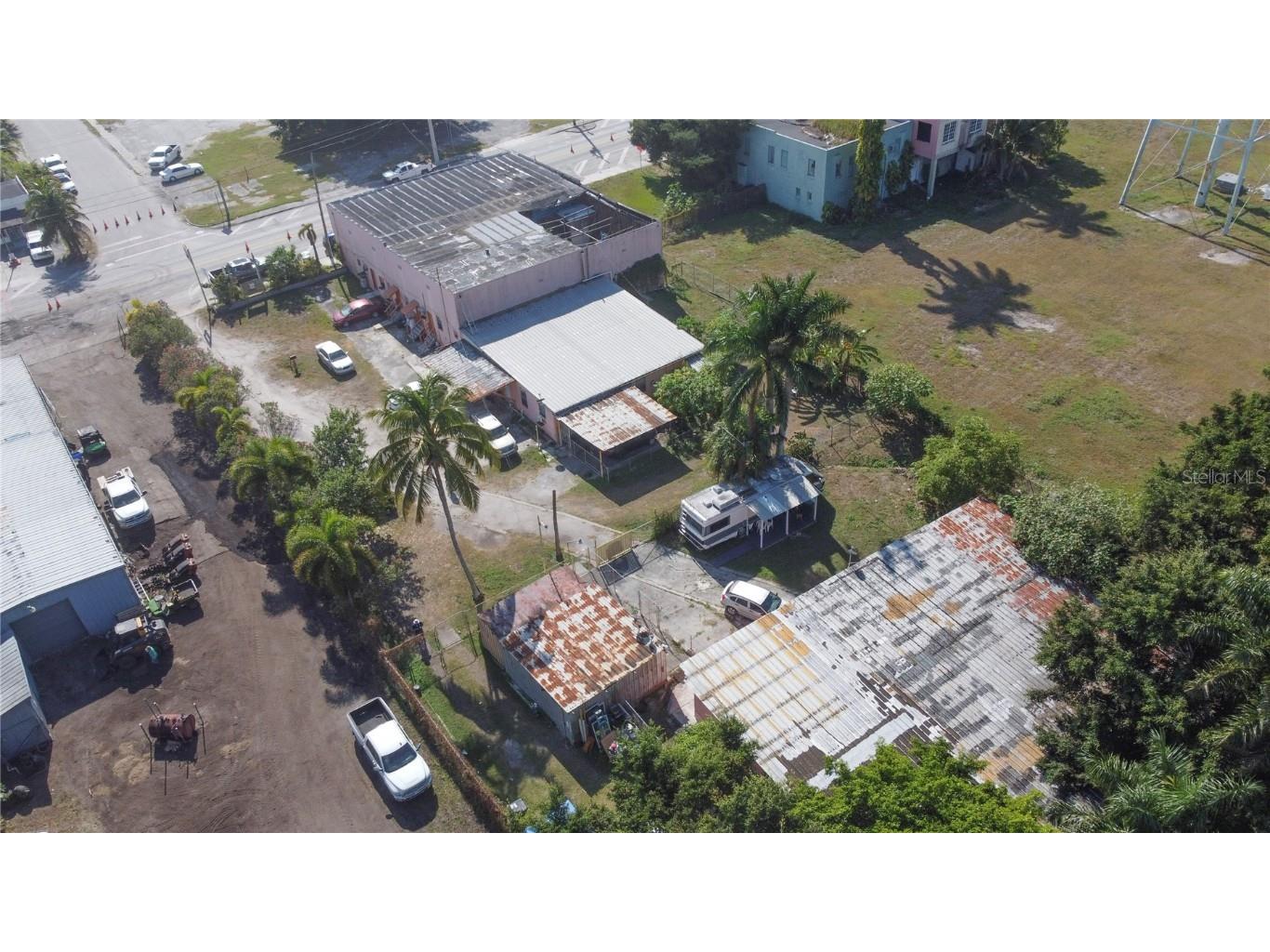 185 E Main Street Pahokee FL 33476 GC535853 image34