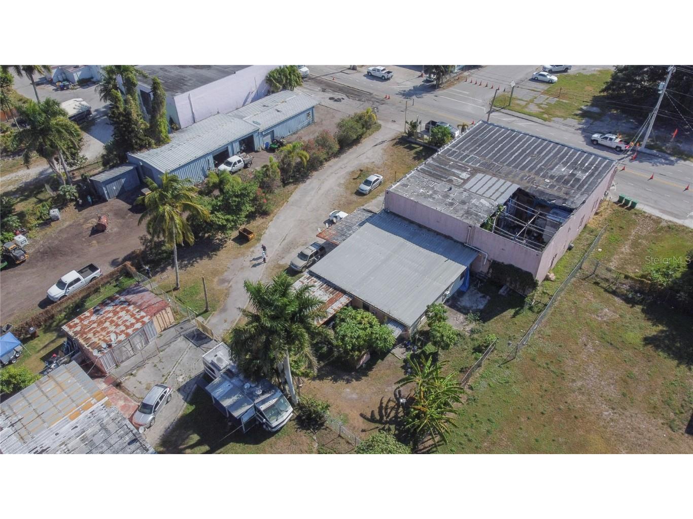 185 E Main Street Pahokee FL 33476 GC535853 image35