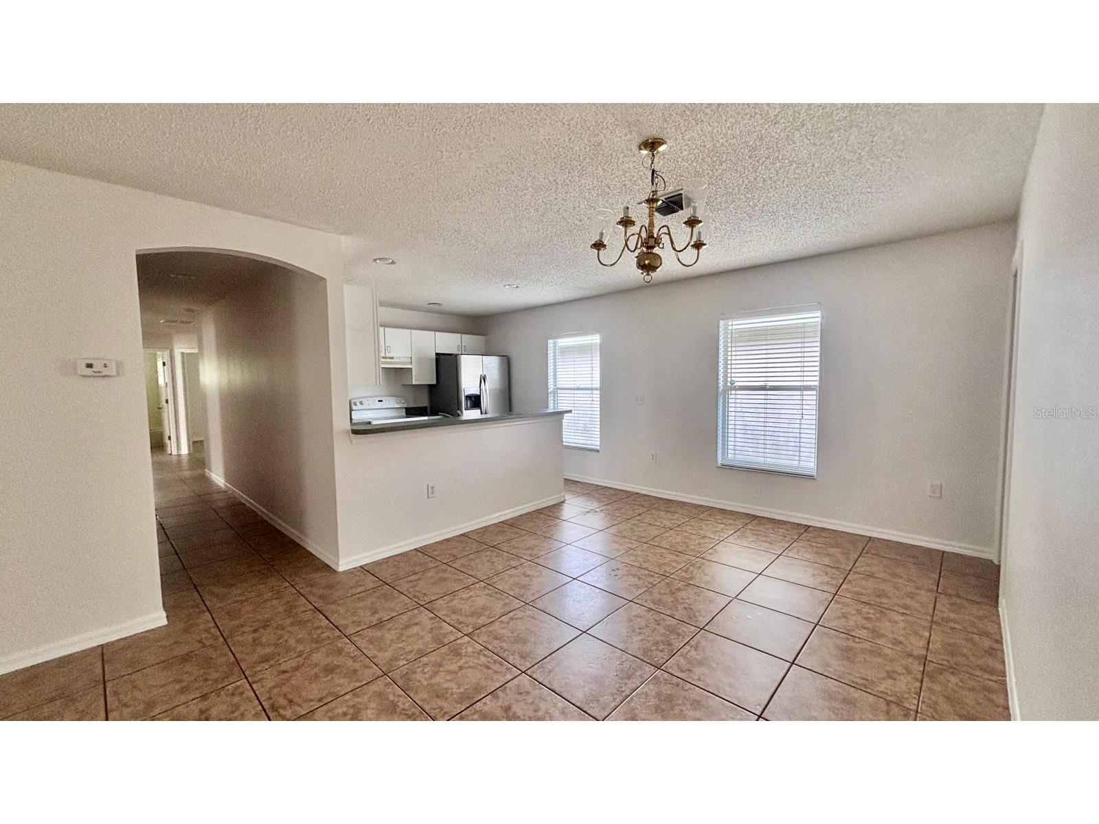 185 Owenshire Circle Kissimmee FL 34744 S5135757 image3