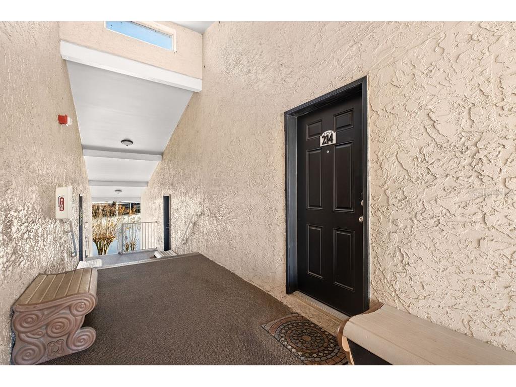 185 Pearl Lake Causeway #214 Altamonte Springs FL 32714 S5142342 image4