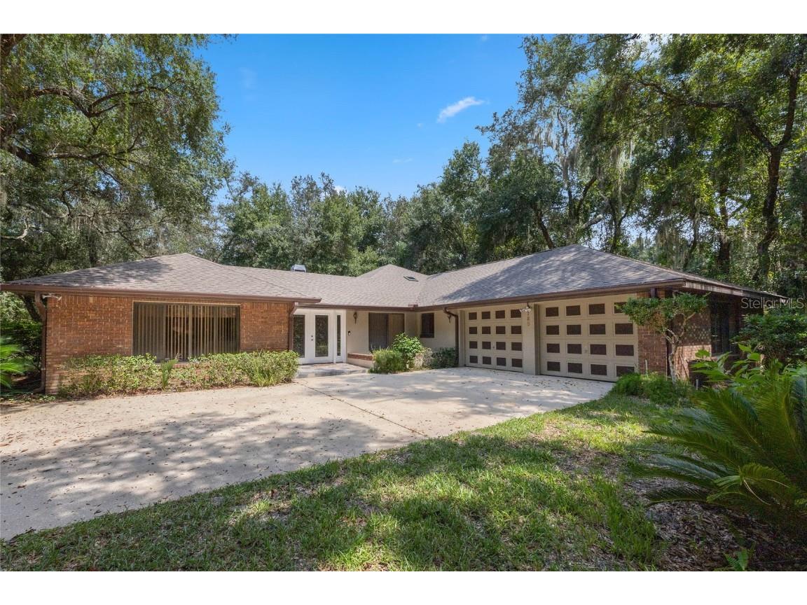 185 River Oaks Circle Sanford FL 32771 - WEKIVA RIVER O6234440 image1