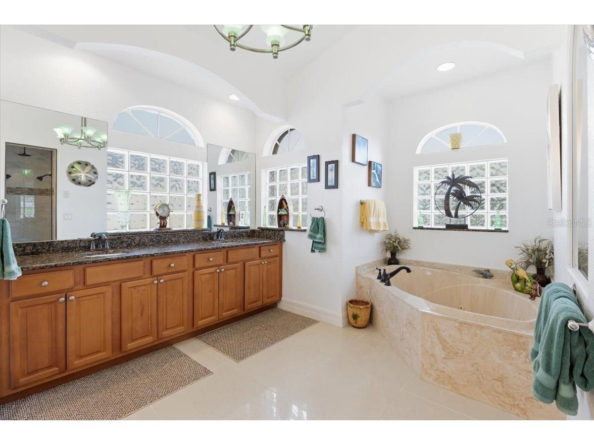 185 Rotonda Boulevard E Rotonda West FL 33947 D6146653 image29
