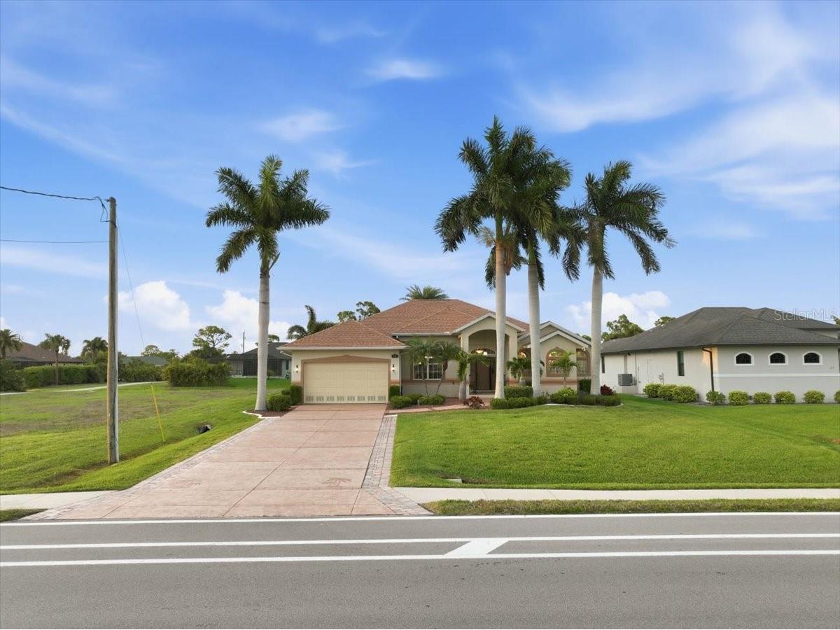 185 Rotonda Boulevard E Rotonda West FL 33947 D6146653 image3