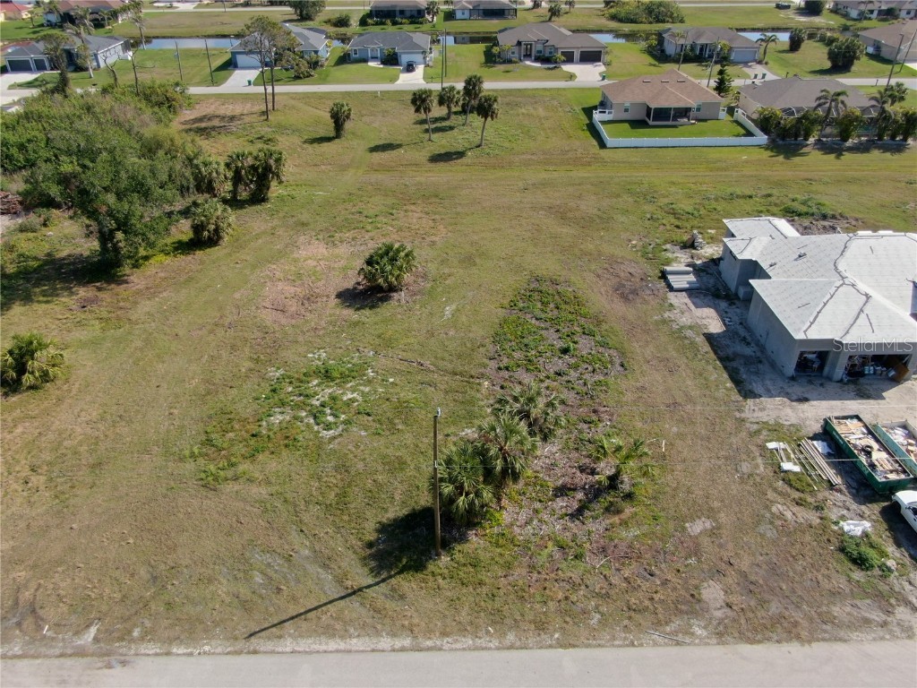 185 Rotonda Boulevard S Rotonda West FL 33947 D6140422 image4