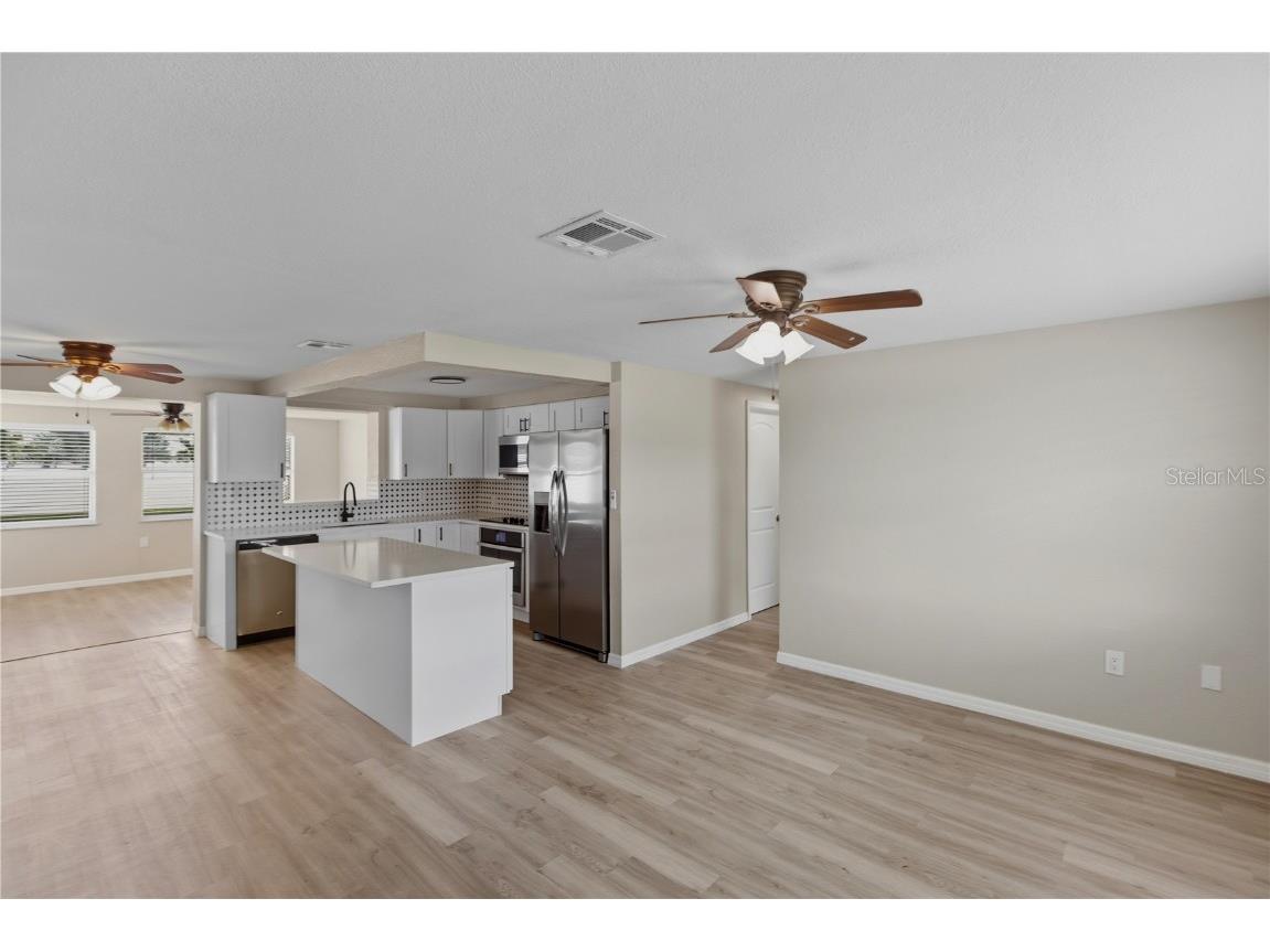 185 Salem Avenue NW Port Charlotte FL 33952 TB8437588 image3