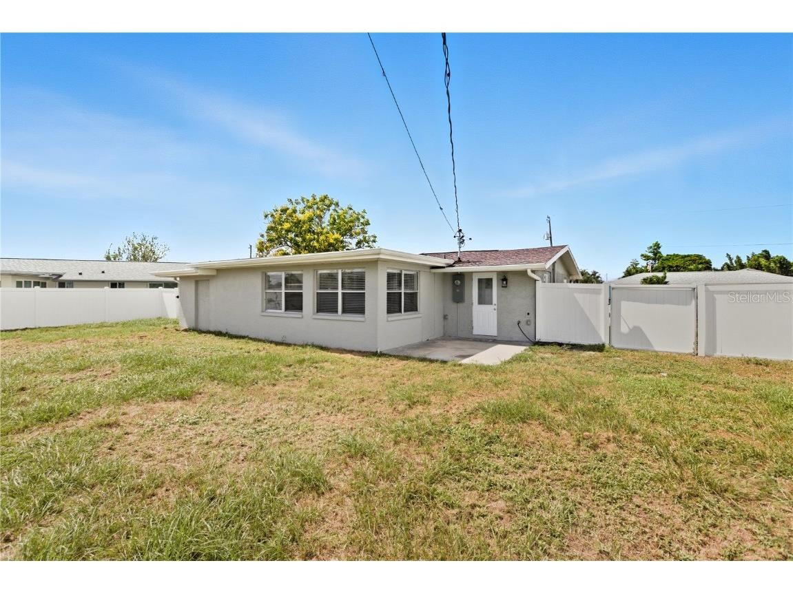 185 Salem Avenue NW Port Charlotte FL 33952 TB8437588 image30