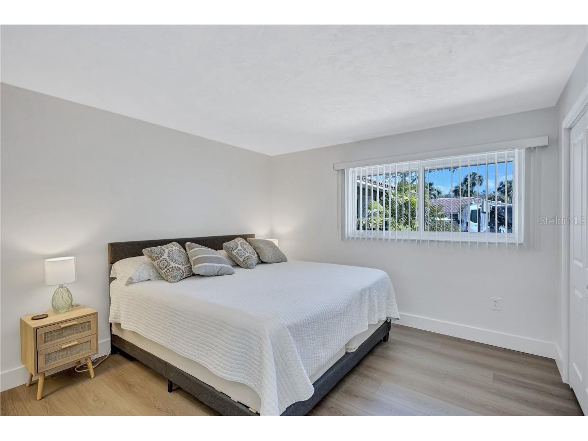 185 Vista Hermosa Circle Sarasota FL 34242 A4667525 image12