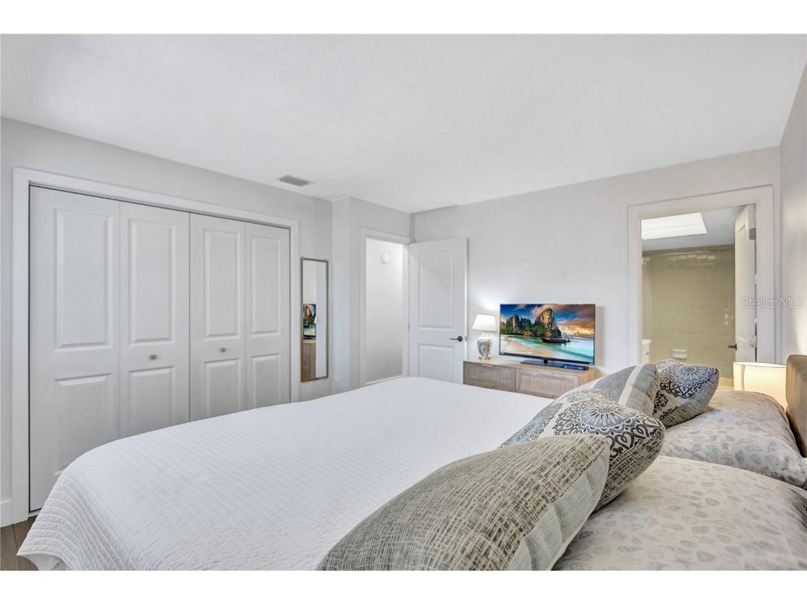 185 Vista Hermosa Circle Sarasota FL 34242 A4667525 image13