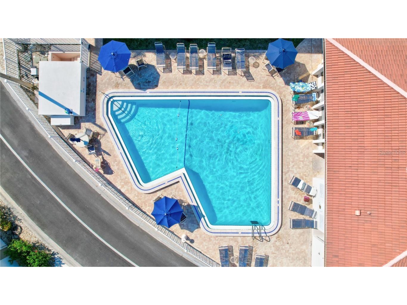 185 Vista Hermosa Circle Sarasota FL 34242 A4667525 image19