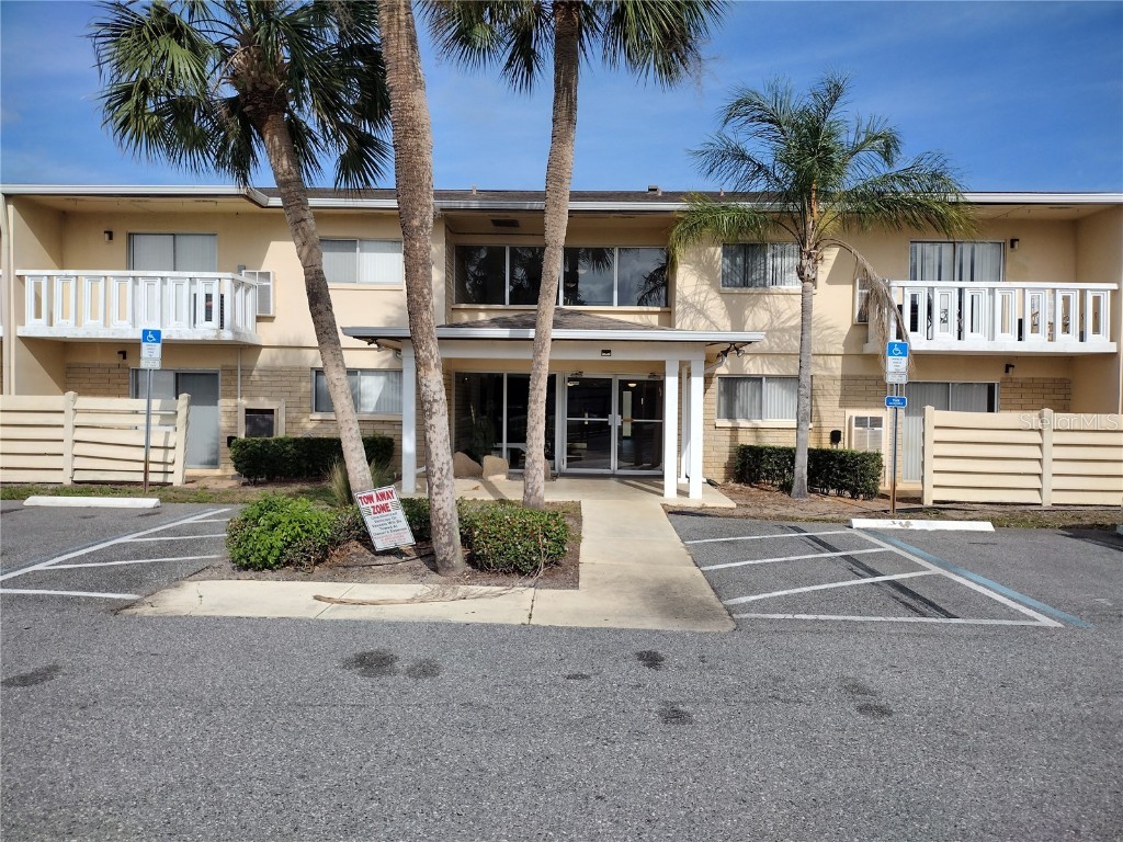 1850 S Park Avenue #E-02 Titusville FL 32780 O6168914 image1