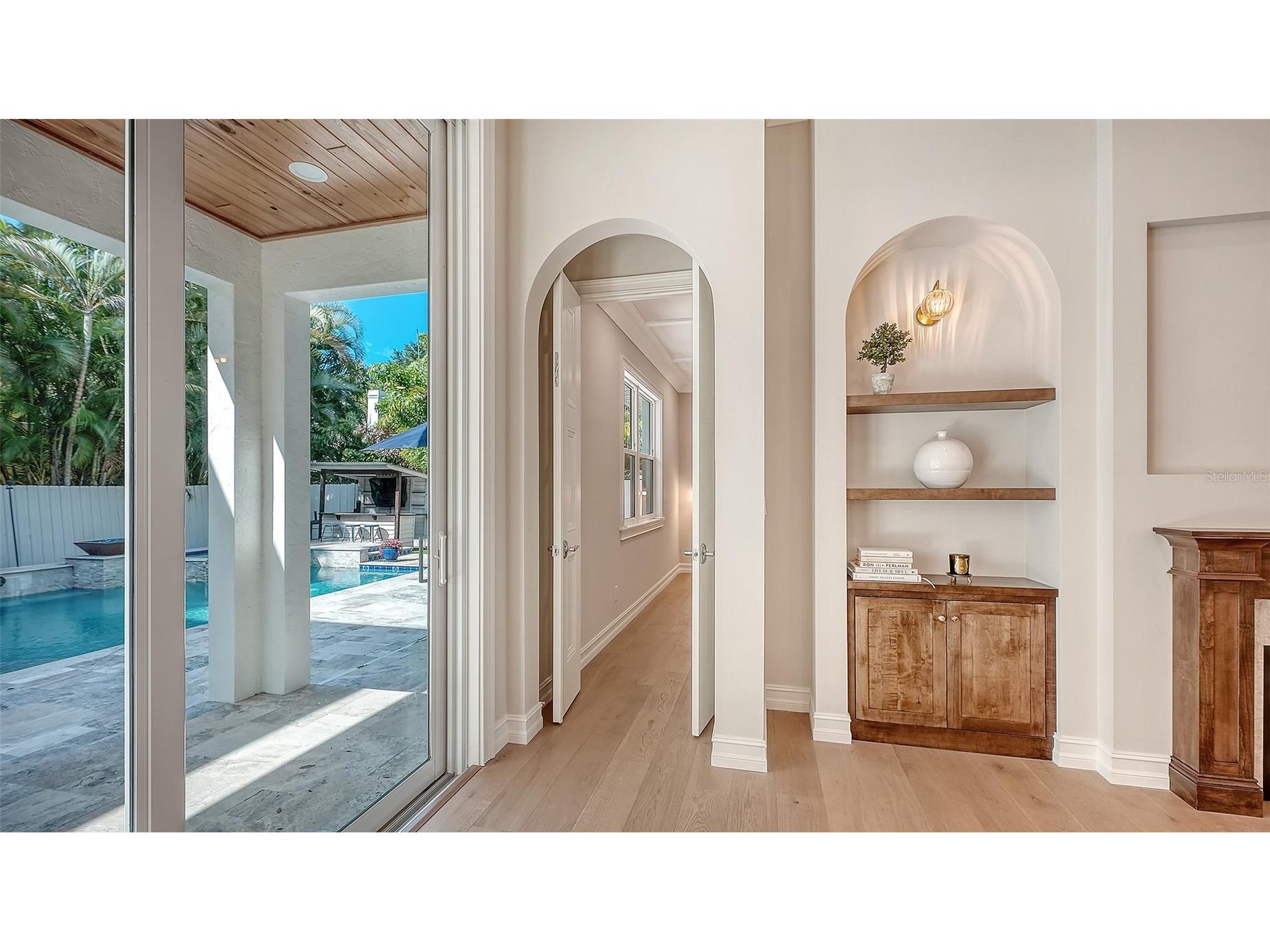 1850 Webber Street Sarasota FL 34239 A4686673 image28