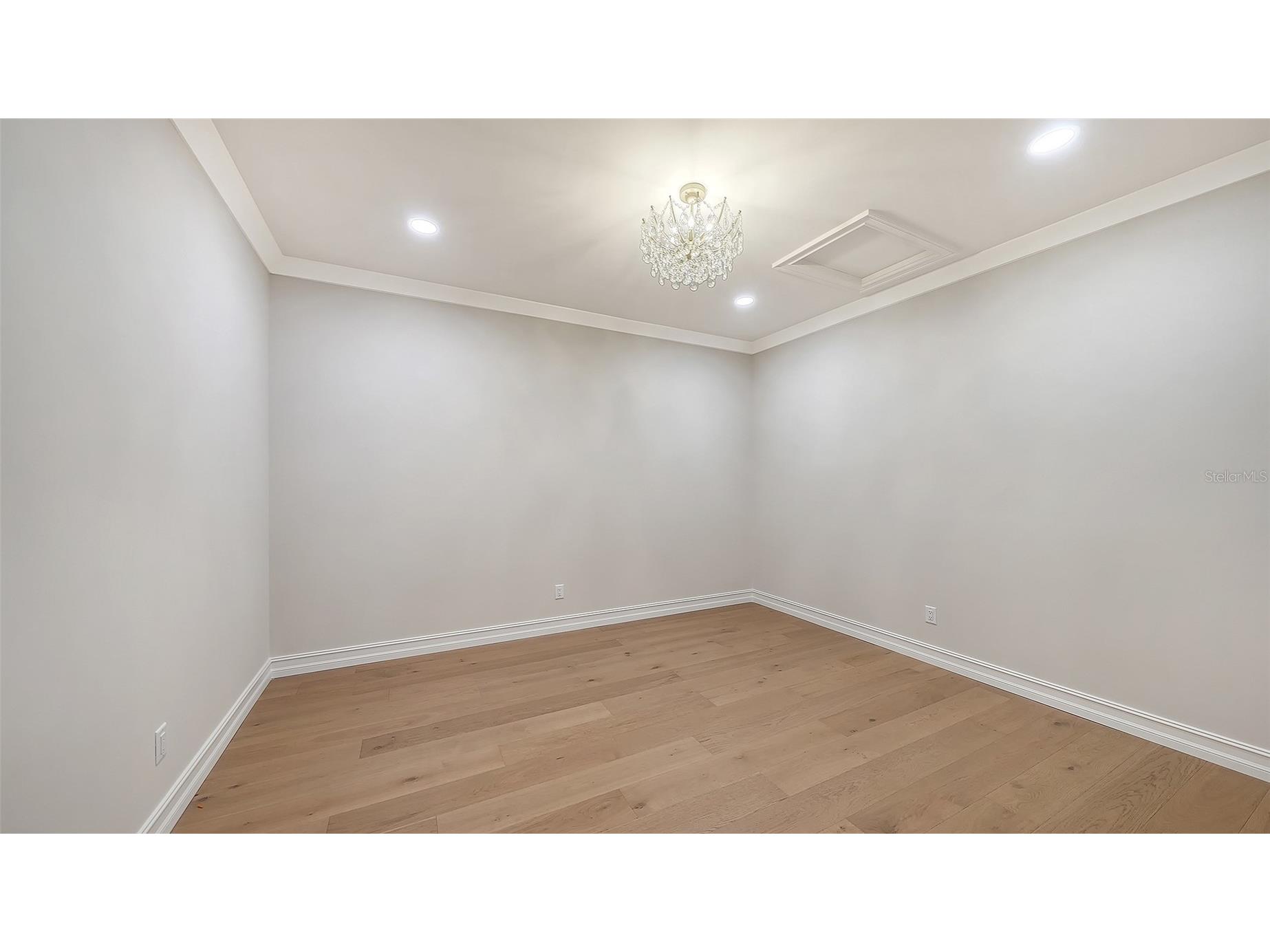 1850 Webber Street Sarasota FL 34239 A4686673 image32