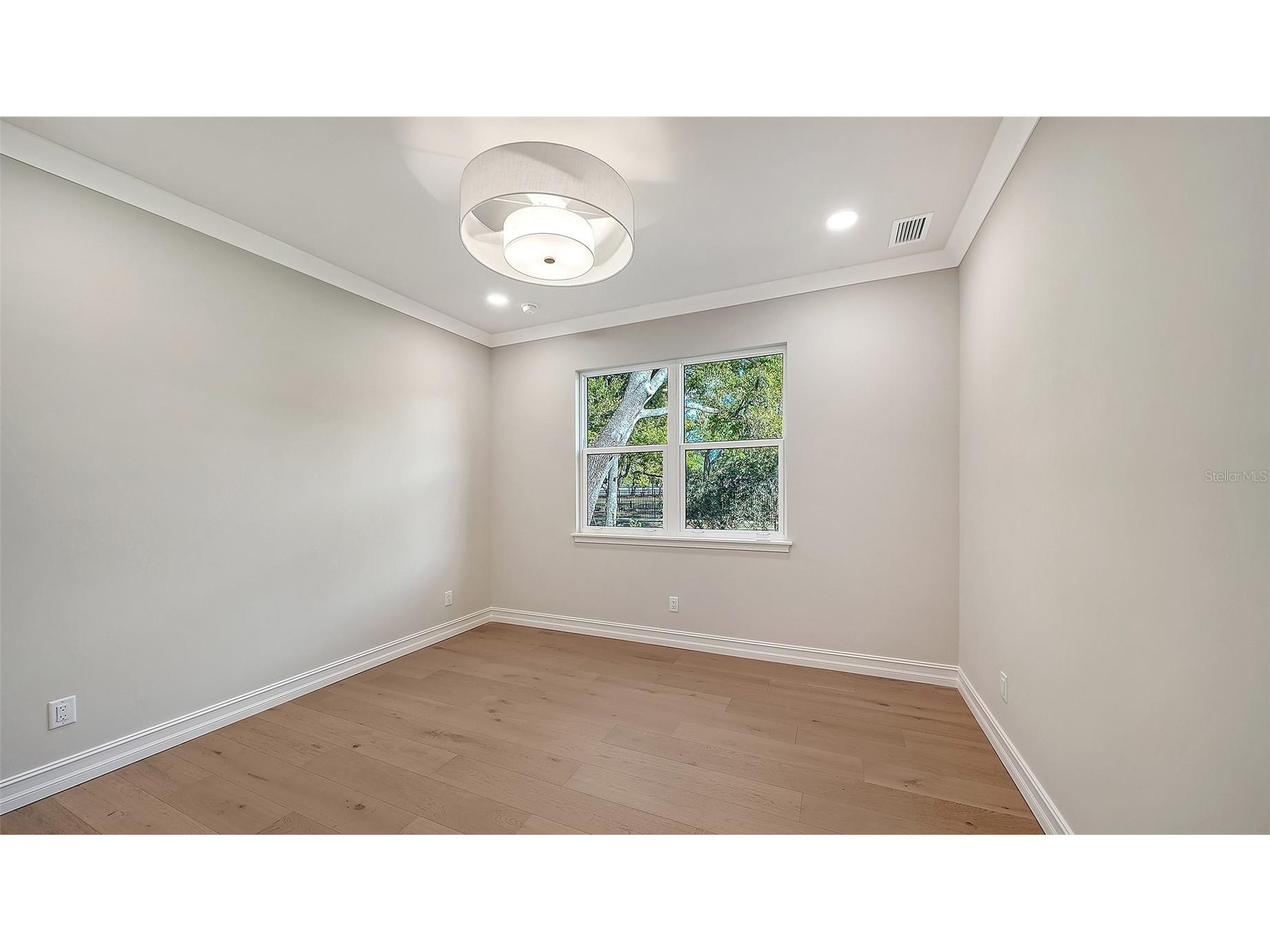 1850 Webber Street Sarasota FL 34239 A4686673 image41