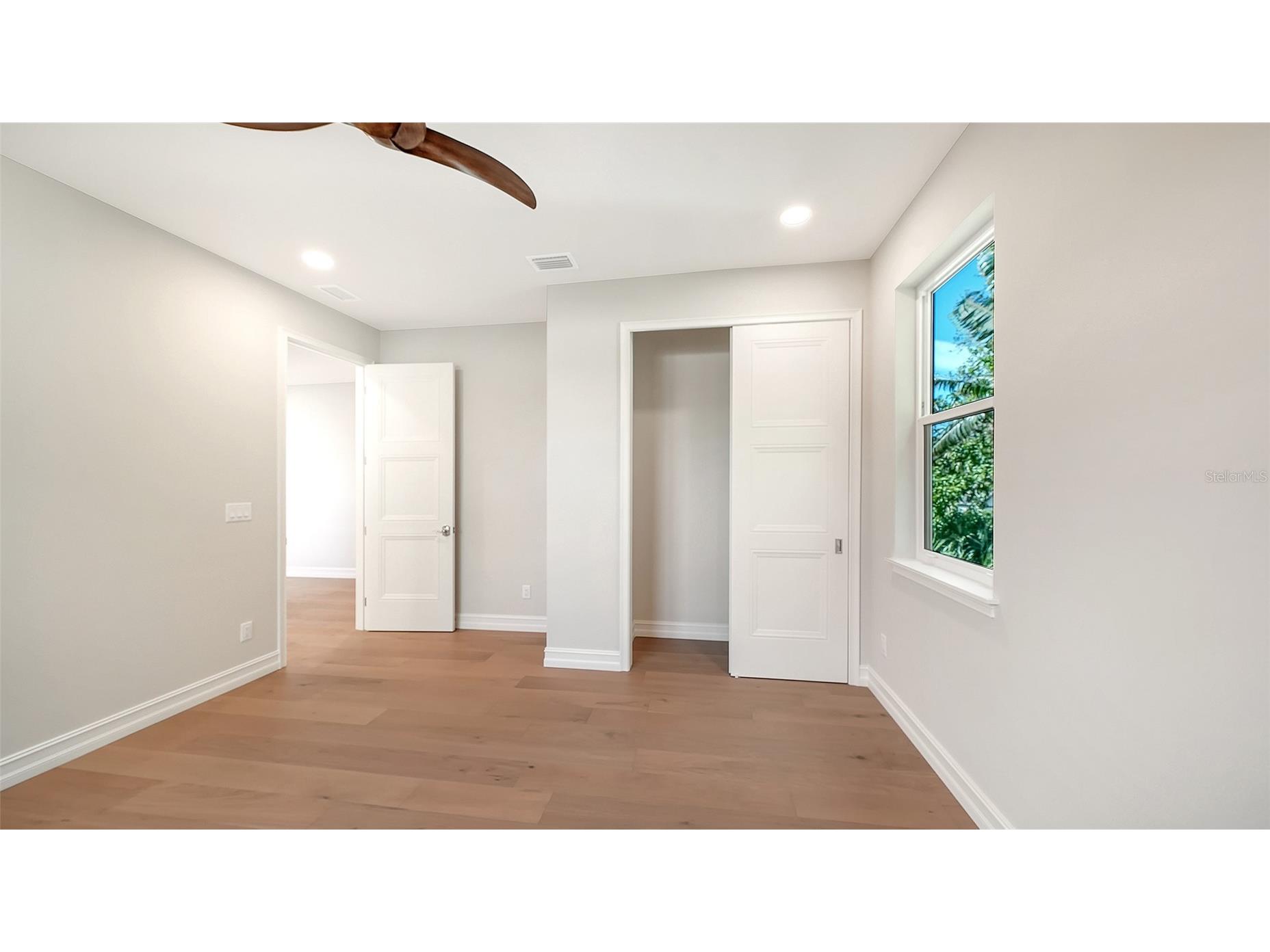 1850 Webber Street Sarasota FL 34239 A4686673 image50