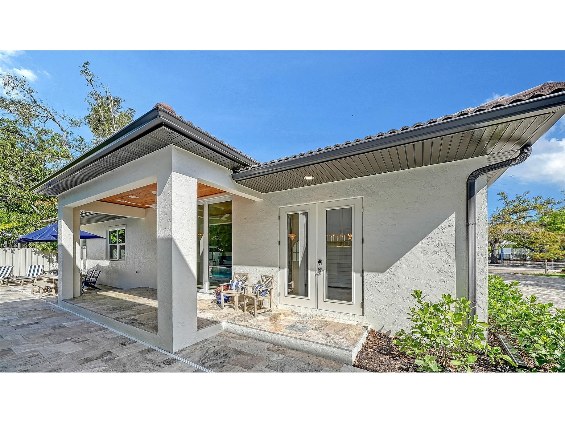 1850 Webber Street Sarasota FL 34239 A4686673 image52