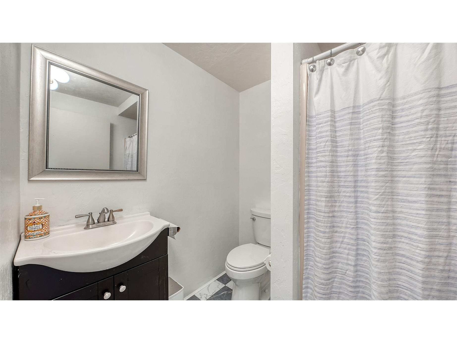 1850 Webber Street Sarasota FL 34239 A4686673 image60