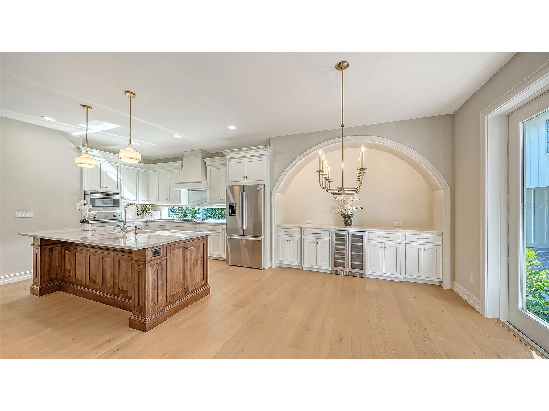 1850 Webber Street Sarasota FL 34239 A4686673 image8