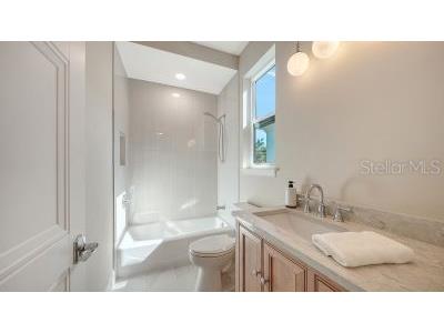 1850 Webber Street Sarasota FL 34239 A4693021 image42
