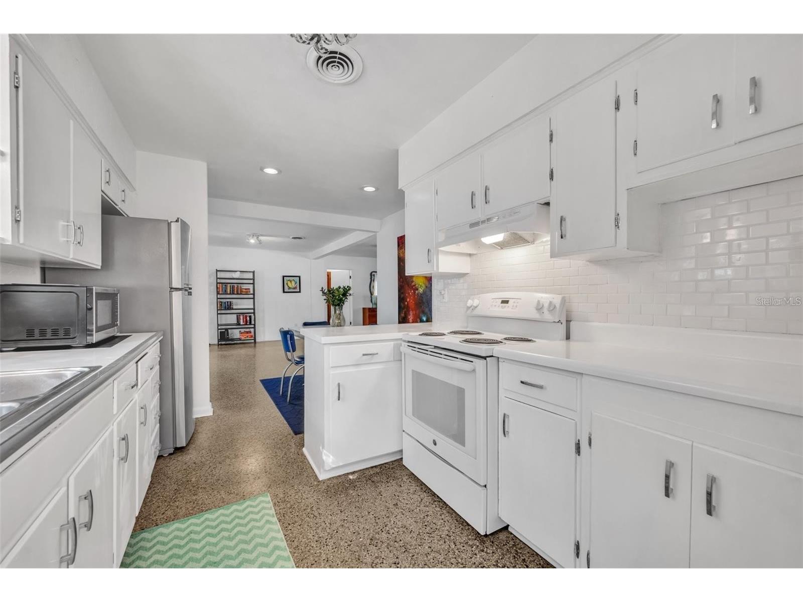 1850 Whitehall Drive Winter Park FL 32789 O6385792 image11