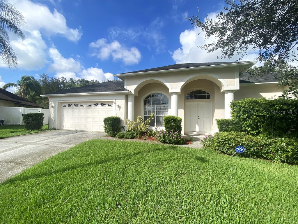 18502 Enclave Place Tampa FL 33647 TB8406507 image1
