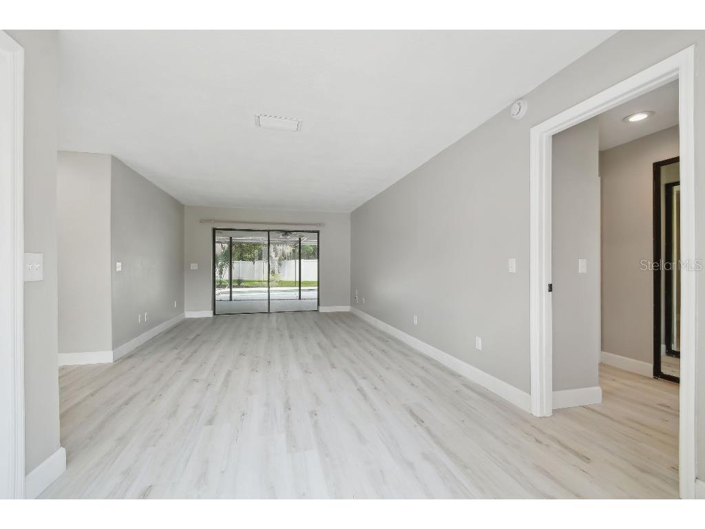 18504 Putters Place Tampa FL 33647 TB8402462 image14