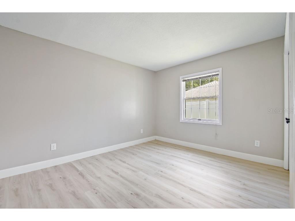 18504 Putters Place Tampa FL 33647 TB8402462 image21