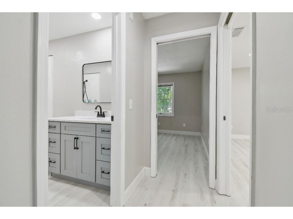 18504 Putters Place Tampa FL 33647 TB8402462 image23