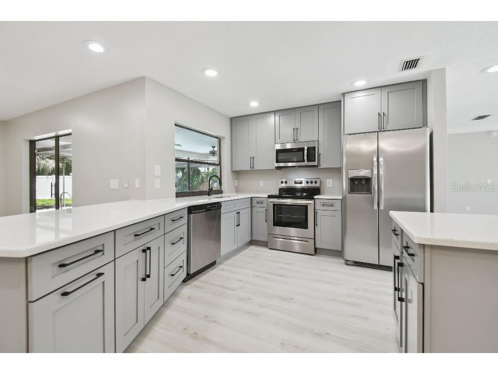 18504 Putters Place Tampa FL 33647 TB8402462 image4