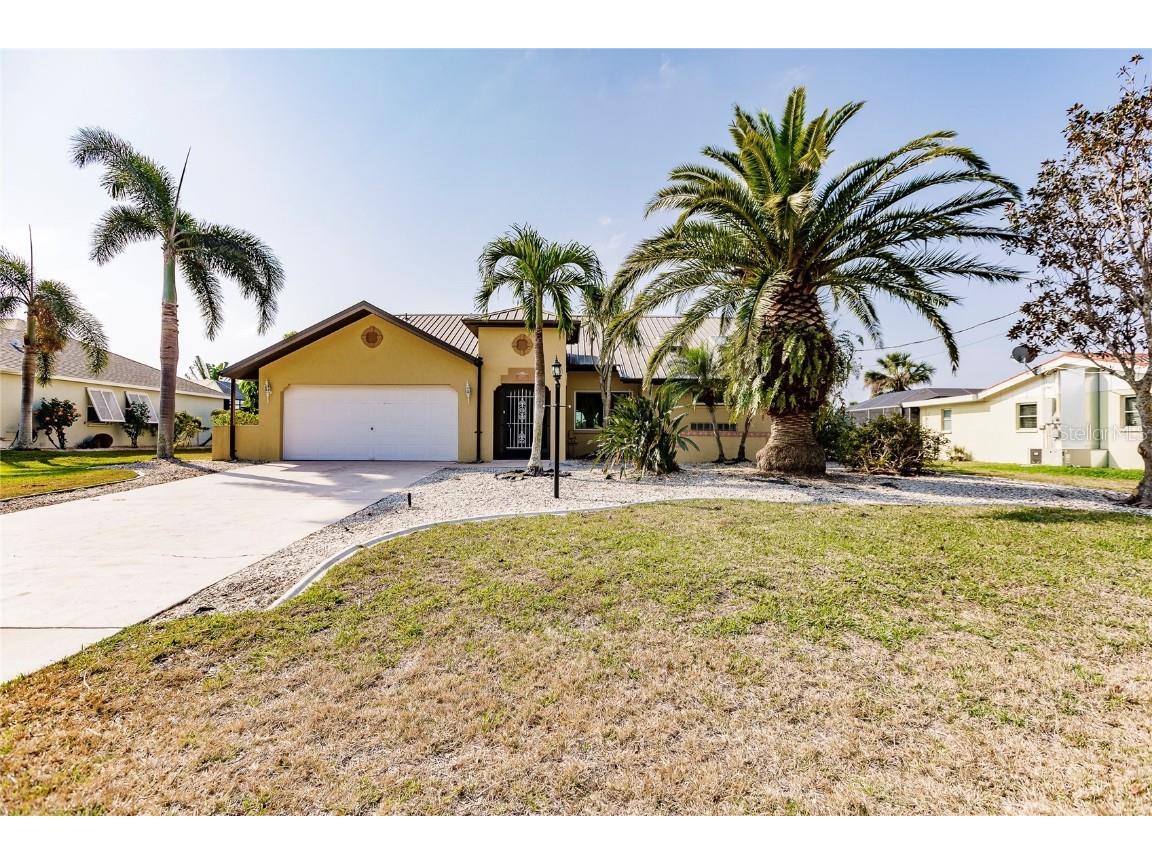 18507 Goodman Circle Port Charlotte FL 33948 C7472142 image1